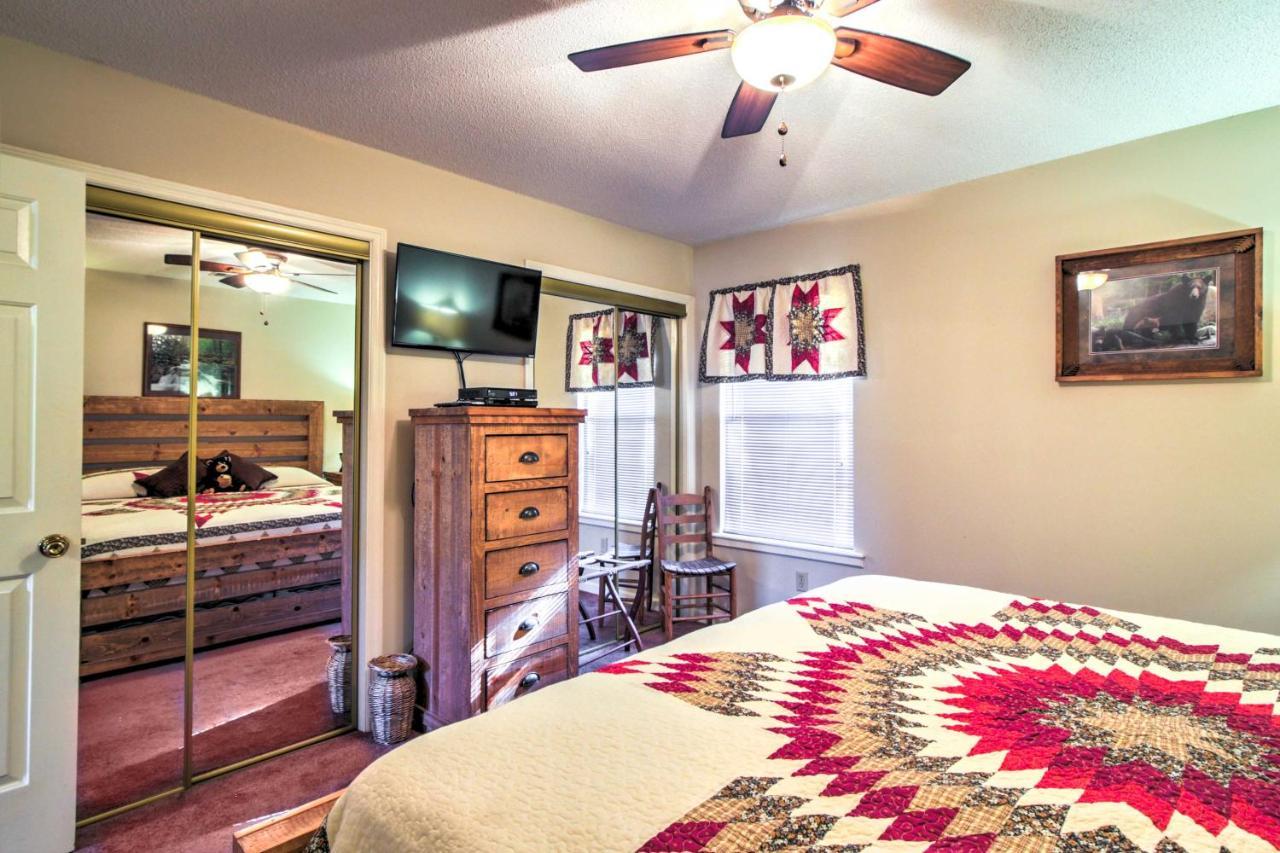Villa Tree Top Dream Cabin With Hot Tub In Gatlinburg! Exterior foto