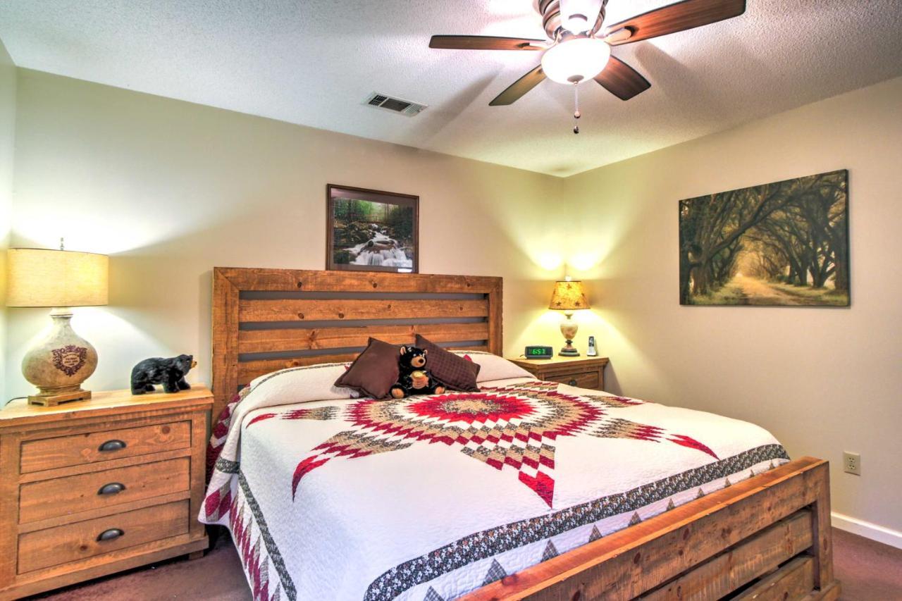 Villa Tree Top Dream Cabin With Hot Tub In Gatlinburg! Exterior foto
