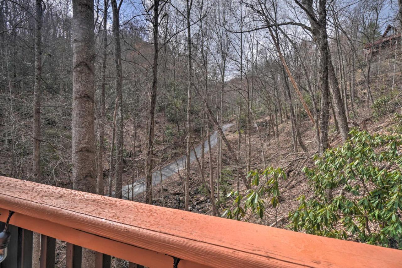 Villa Tree Top Dream Cabin With Hot Tub In Gatlinburg! Exterior foto