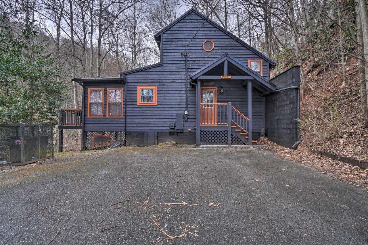 Villa Tree Top Dream Cabin With Hot Tub In Gatlinburg! Exterior foto